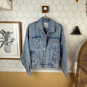 ZARA Oversized Light Wash Elastic Waist Slight Crop Denim Jacket - Size - Small